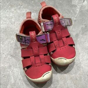 Plae girls sandals size 9